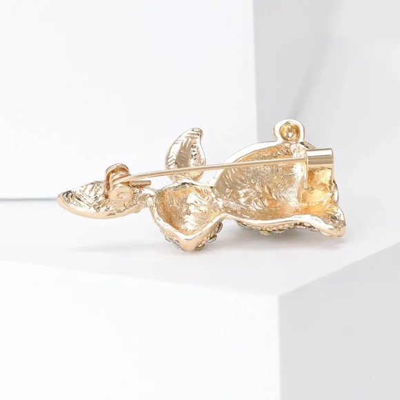 Lovely Rhinestone Rabbit Gold Brooch 2 1/4" - Picture 3 of 10